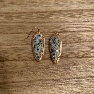 Kendra Scott Marble Arrowhead Earrings
